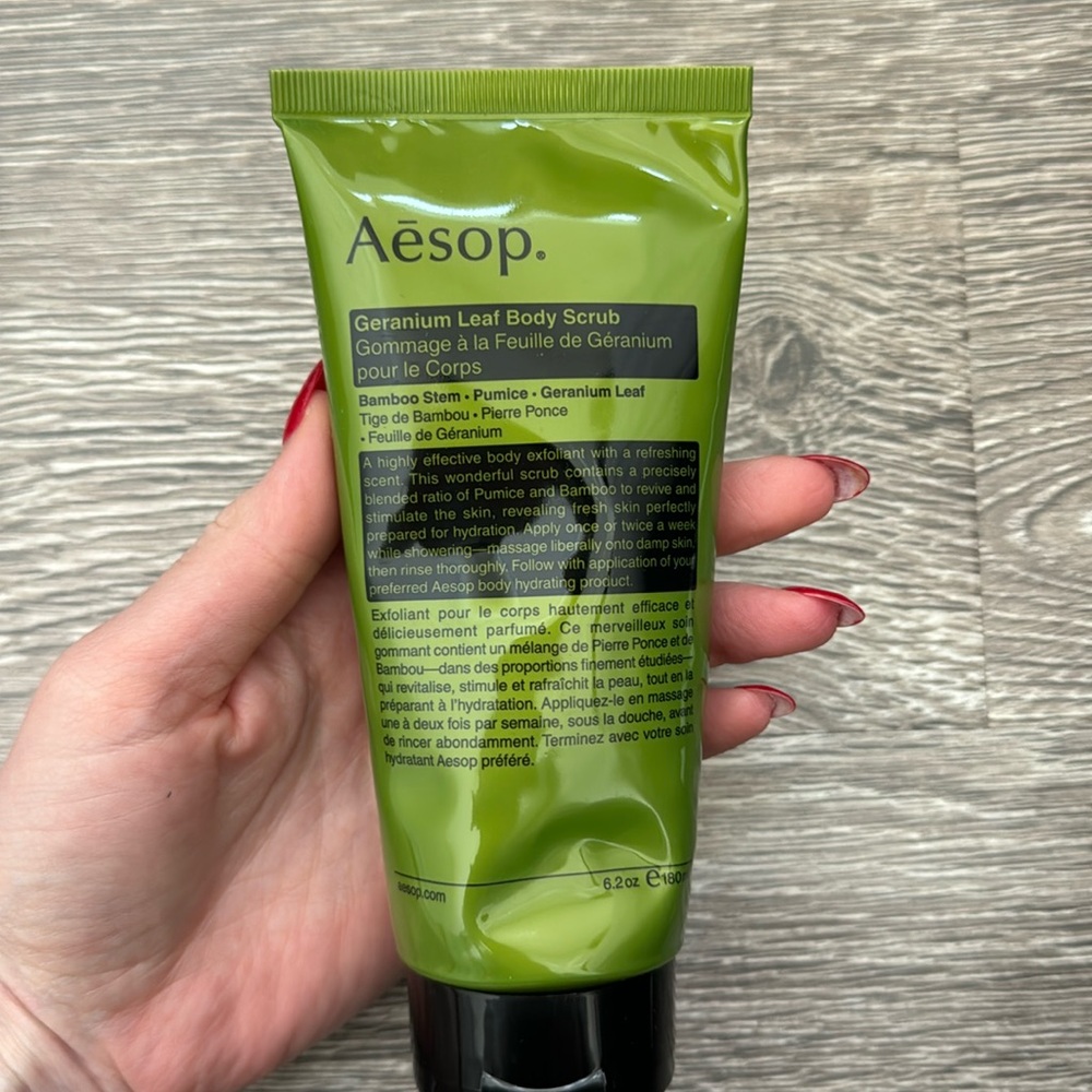 NIB Aesop geranium leaf body scrub